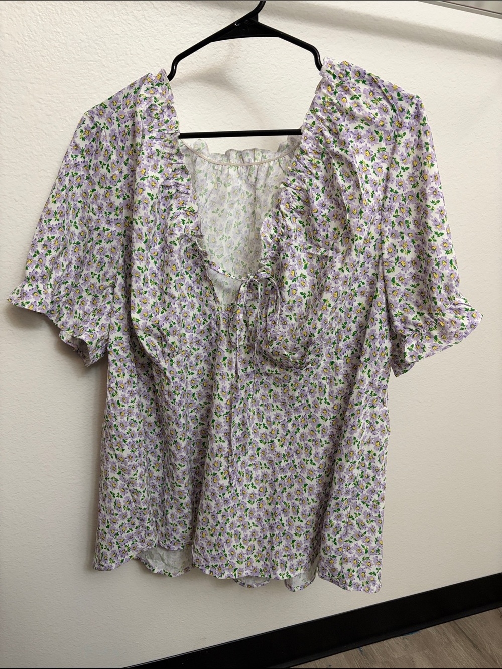 SHEIN Lavender Floral Ruffle Tie-Front Blouse